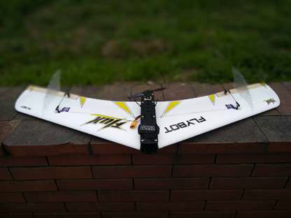 Flybot Flux FPV Racing Flying Wing specs and Flybot Flux FPV Racing Flying Wing real users video reviews and merits score.