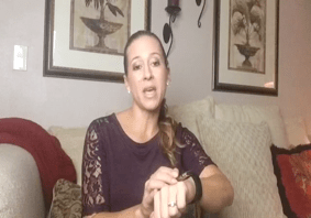 Apple Watch S1 video review and merits by Deanna Clover