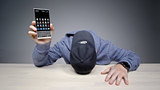 Blackberry KEY 2 video review and merits by Unbox Therapy Fan