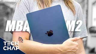 Apple MacBook aAir-M2 video review and merits by AI Analyzed