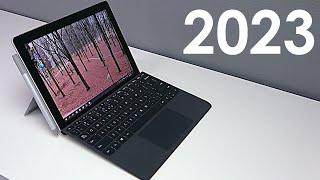 Microsoft Surface aGo video review and merits by AI Analyzed