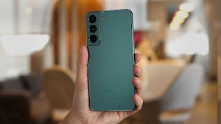 Samsung Galaxy aS22 video review and merits by AI Analyzed