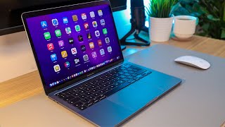 Apple MacBook Pro-13-(2022) video review and merits by AI Analyzed