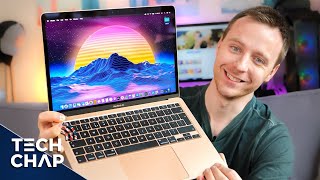 Apple MacBook aAir-(2020) video review and merits by AI Analyzed